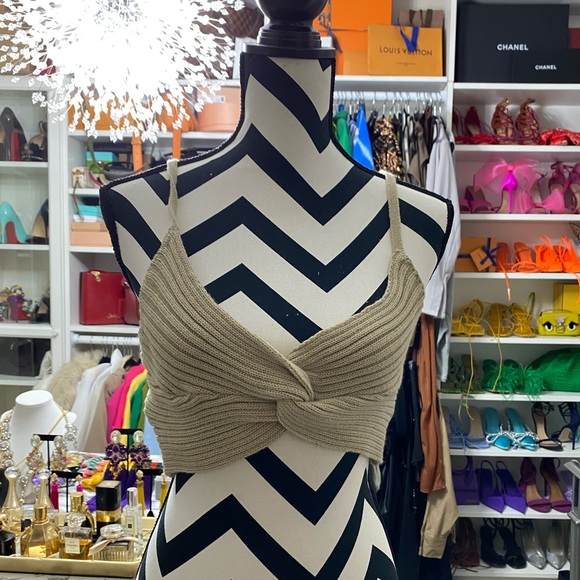 Beige knit crop top - Picture 1 of 4